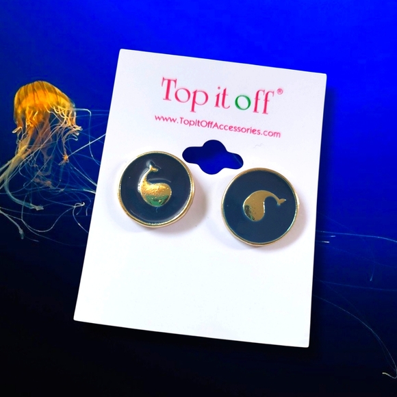 Top It Off | NWOT Cute Gold/Navy Blue Whale Enamel Stud Earrings - Picture 1 of 7